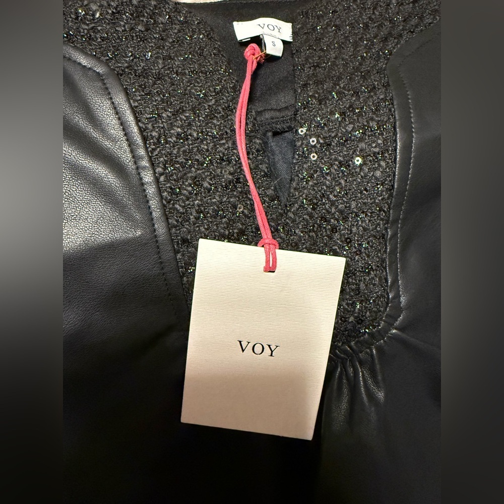 Black Faux Leather Flutter Sleeve Top with Textured Yoke - Picture 3 of 6